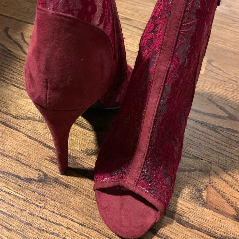High-heels
